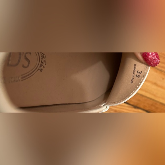 Tod's Double T Patent White Leather Women’s Loafers - Picture 7 of 7